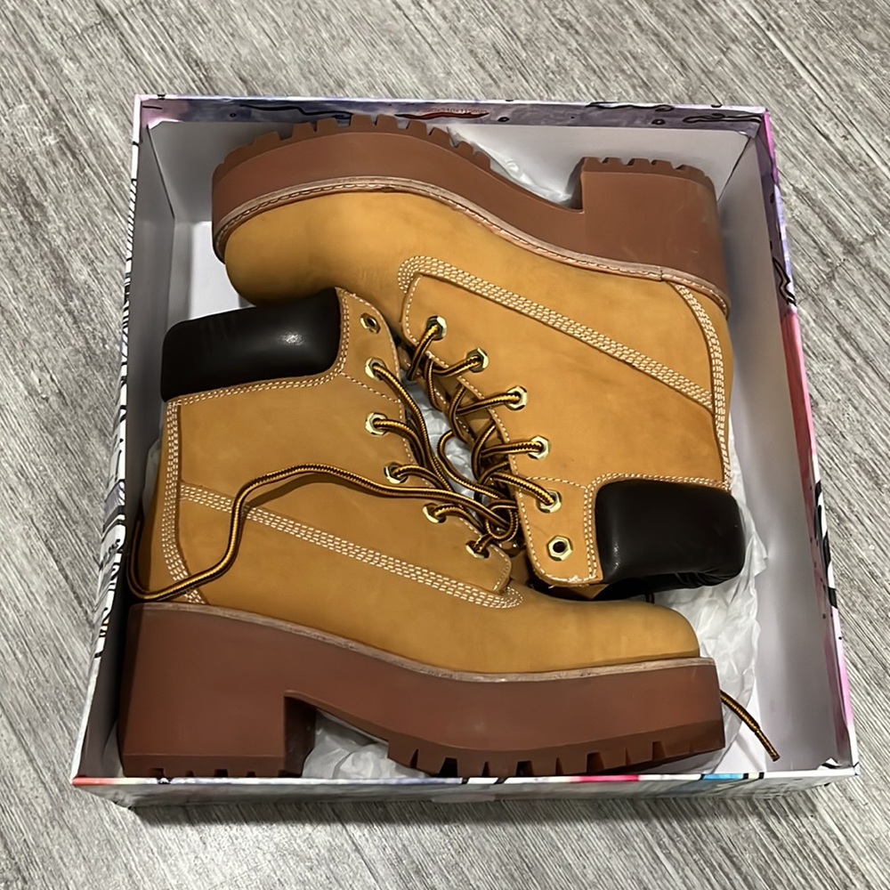 Jeffrey Campbell Bulldoze Platform Work Boots Size 9